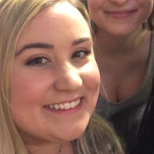 Meet your Posher, Rebecca